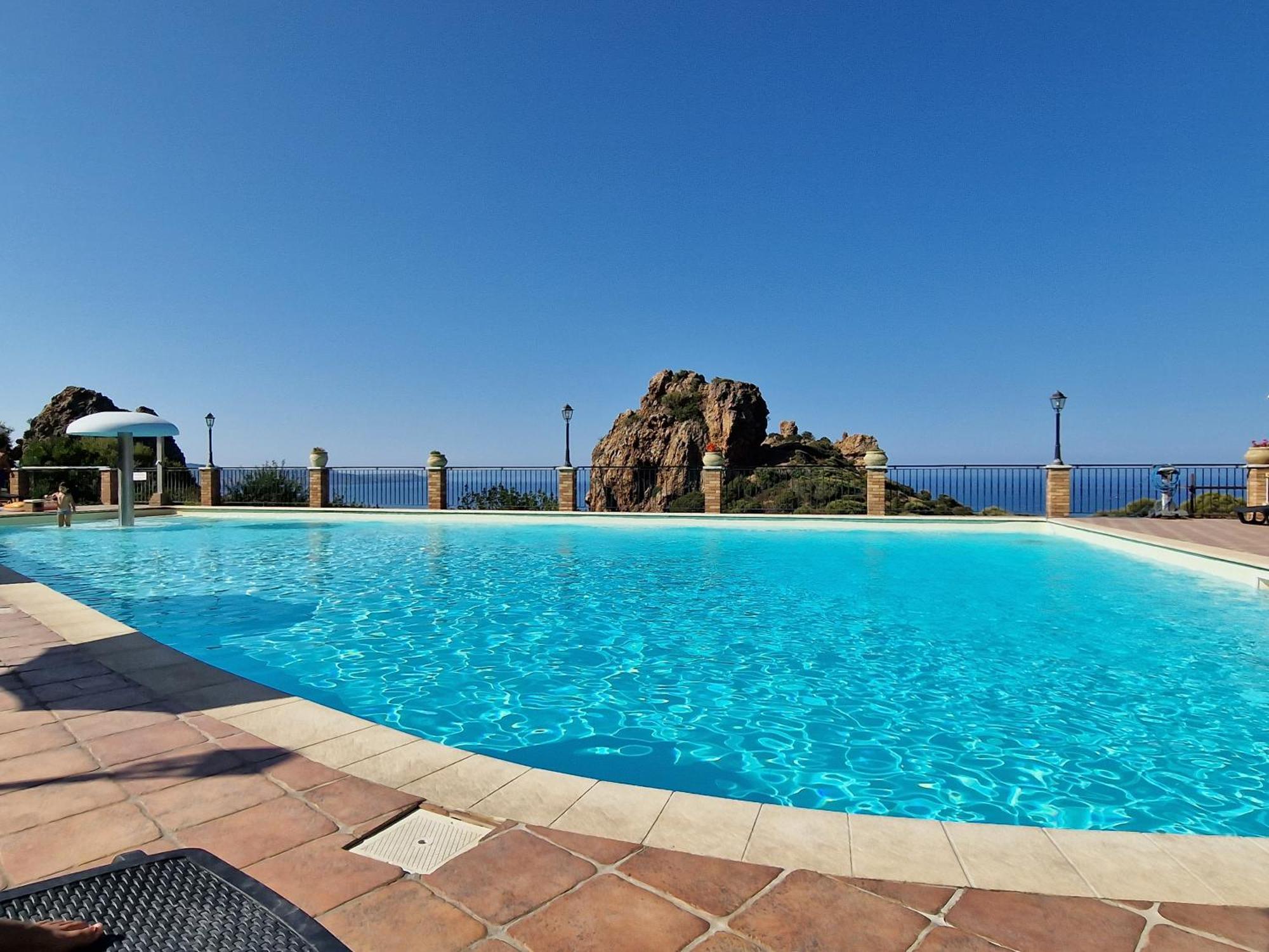Villa La Perla E Le Conchiglie Tanca Piras Vista Mare Nebida Exterior foto